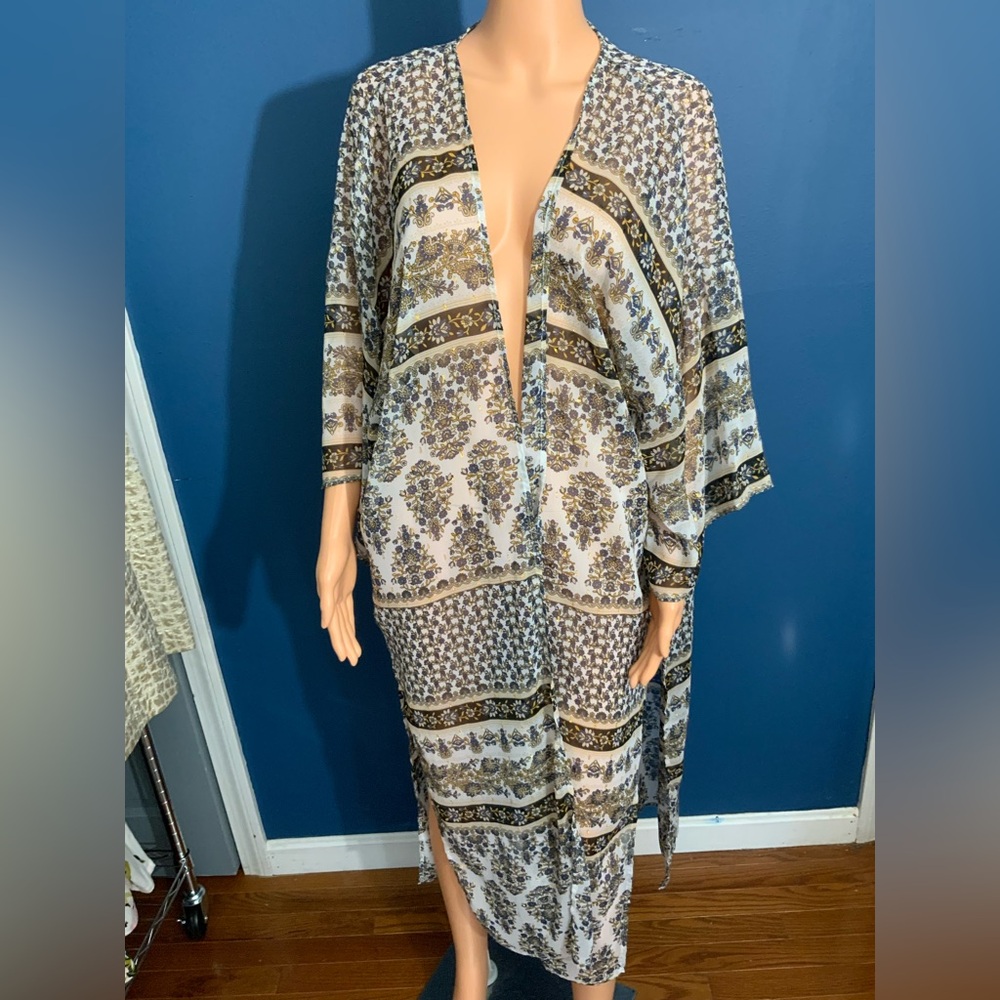 Express Multicolor Patterned Dress - Picture 4 of 6